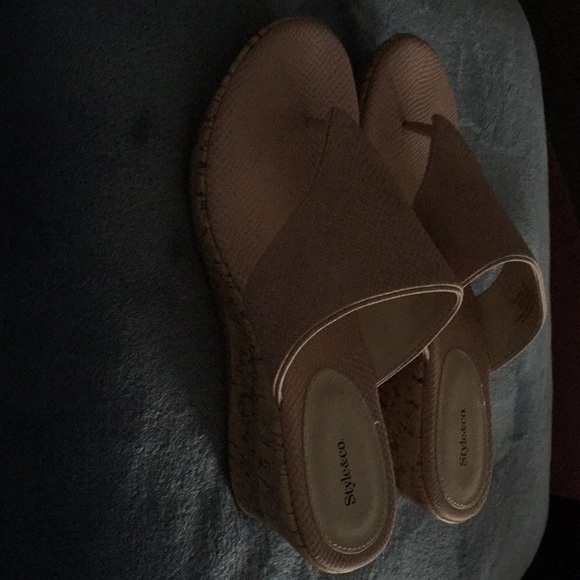 Shoes - Picture 3 of 3